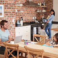 Arbeit und Familie | Vliesstoffe von TWE